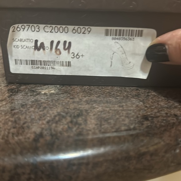 Gucci SCARLATTO Kid Scamosciato Burgundy Heels size 36+ - Picture 16 of 16